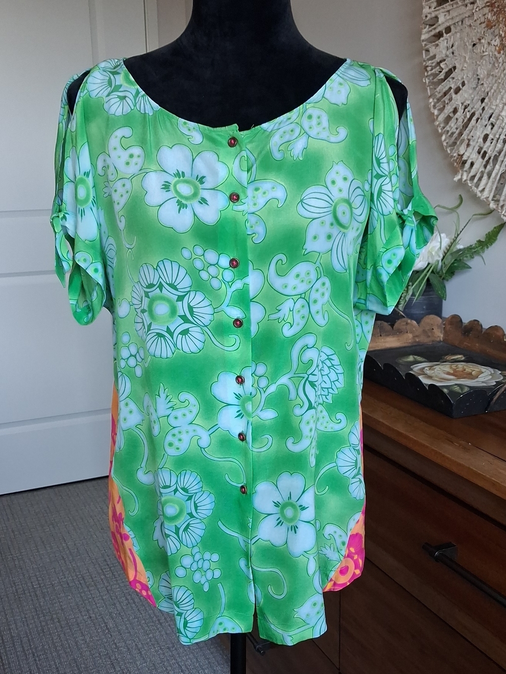 Anthropologie Vanessa Virginia 100% Silk Cold Shoulder Blouse
